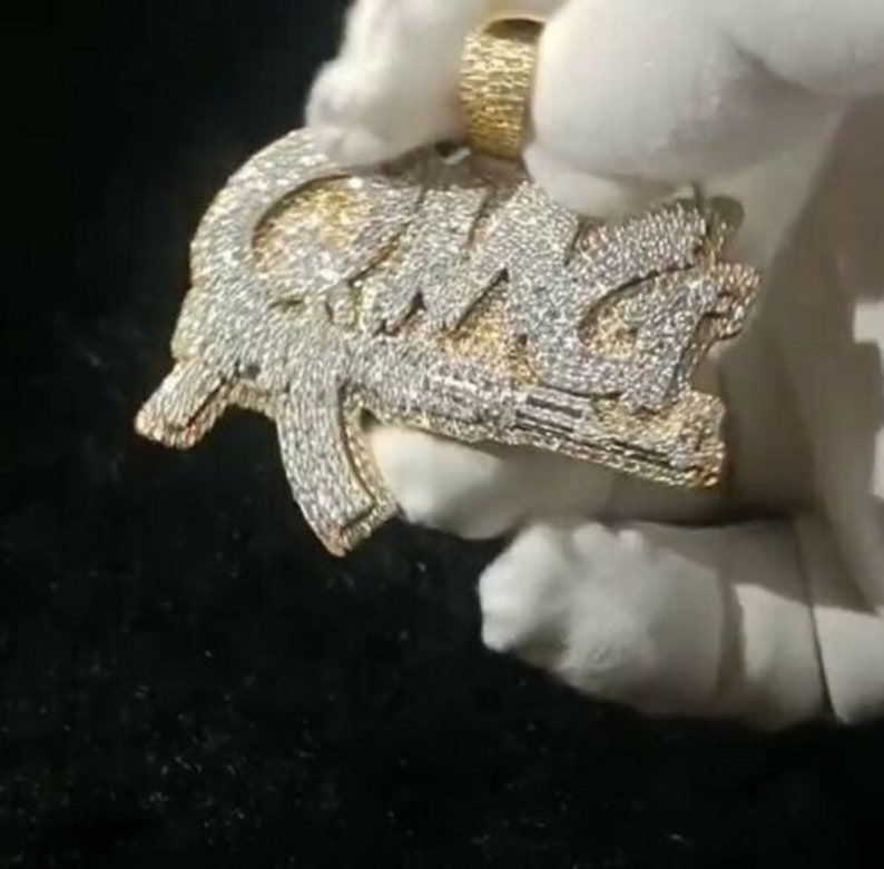 Hip Hop Pendant - OMG Gun