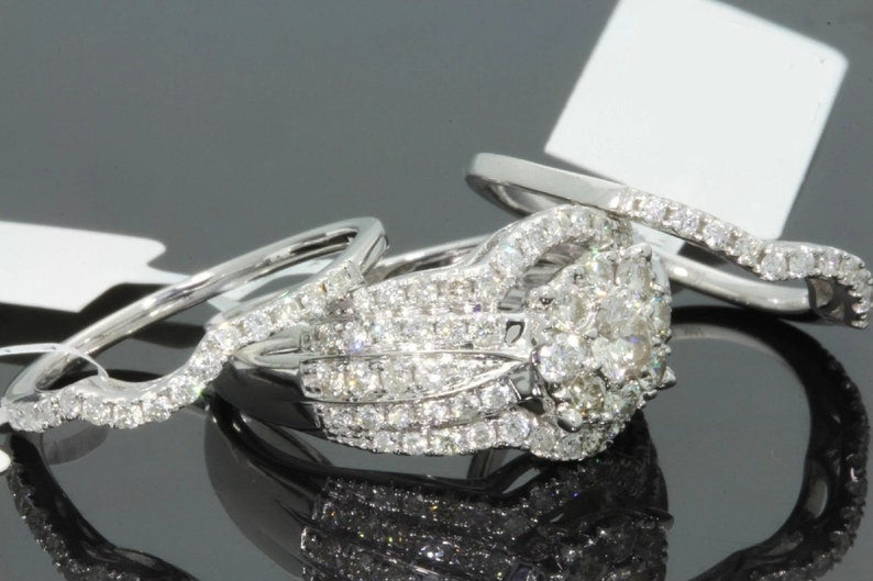 Bridal Ring Set — Round Cut Moissanite