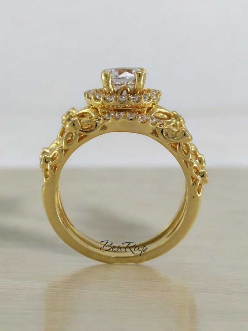 Bridal Ring Set — Classic Round Moissanite